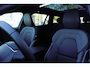 Volvo V60 T6 Plug-in hybrid AWD Plus Dark Apple carplay / Android auto | Nappaleder met ventilatie | Panoramadak | 19" lichtmetalen velgen | Achterbank verwarmd | Getint glas achter | Stoel- en stuurverwarming |