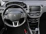 Peugeot 208 1.2 PureTech Allure stoere uitvoering met lage km stand!