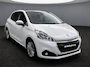 Peugeot 208 1.2 PureTech Allure stoere uitvoering met lage km stand!
