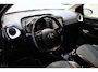 Toyota Aygo 1.0 VVT-i x-joy Camera/Navigatie Prijs is rijklaar incl bovag garantie