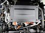 Peugeot e-208 136pk EV Allure Pack 50 kWh Automaat | Achteruitrijcamera | Climate Control | Cruise Control | Parkeersensoren | Stoelverwarming | Stof/kunstleder | Keyless | Apple Carplay / Android Auto | DAB+ radio | Led koplampen | Donker getint glas | 16" lichtmetalen velgen |