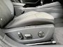 Skoda Octavia Combi 1.0 TSI Business Edition Plus Apple CarPlay/Android Auto | Cruise & climate control | Dode hoek detectie | LED koplampen | Navigatiesysteem | Stoel en stuurwielverwarming | Parkeersensoren voor en achter | Trekhaak