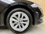 Skoda Octavia Combi 1.0 TSI Business Edition Plus Apple CarPlay/Android Auto | Cruise & climate control | Dode hoek detectie | LED koplampen | Navigatiesysteem | Stoel en stuurwielverwarming | Parkeersensoren voor en achter | Trekhaak