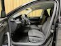 Skoda Octavia Combi 1.0 TSI Business Edition Plus Apple CarPlay/Android Auto | Cruise & climate control | Dode hoek detectie | LED koplampen | Navigatiesysteem | Stoel en stuurwielverwarming | Parkeersensoren voor en achter | Trekhaak