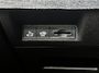 Peugeot E-3008 GT Avantage 210pk 73 kWh Automaat | Tot 8 Jaar Garantie | Schuif-/kanteldak | Elektrisch Verstelb. Bestuurdersstoel | Focal-Geluidssysteem | Drive Assist Plus Pack | 3 Fase | Warmtepomp | Elektrische Klep | Matrix-LED | Stoelverwarming | Warmtepomp |