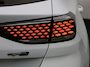 Kia Ceed 1.5 T-GDi GT-Line | Panoramadak | Navigatie | Half leder | Apple Carplay / Android Auto | Climate Control | Camera | Elec. Achterklep | Stoel- Stuurverwarming | DAB | Cruise Control | LMV |