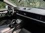 Porsche Cayenne Coupé 3.0 E-Hybrid | Sportdesign | Passenger Display | 4-Wielsturing | Softclose | Innodrive | Trekhaak | 18-Voudig | Sportuitlaat | HD-Matrix | Head-up | Bose | Sportchrono |