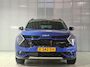 Kia Sportage 1.6 T-GDi Hybrid GT-PlusLine Super complete uitvoering met zwart dak, Elektr. Schuif/kantel dak, Stuur/Stoel ventilatie & verwarming, Harman Kardon Premium audio installatie, Elektr. stoelverstelling met geheugen, Elektr. Achterklep.