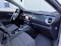 Toyota Auris Touring Sports 1.8 Hybrid Clima - Lm velgen - navi - bluetooth - cruise control - usb - aux - dealer onderhouden