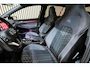 Volkswagen Golf 1.5 eTSI R-Line Pano | Harman Kardon | Adaptive Cruise Controle | IQlights | Sfeer | Stoel/ Stuur verwarming