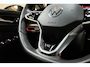 Volkswagen Golf 1.5 eTSI R-Line Pano | Harman Kardon | Adaptive Cruise Controle | IQlights | Sfeer | Stoel/ Stuur verwarming