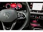 Volkswagen Golf 1.5 eTSI R-Line Pano | Harman Kardon | Adaptive Cruise Controle | IQlights | Sfeer | Stoel/ Stuur verwarming