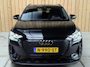 Audi Q4 e-tron 40 Launch edition Advanced Plus 77 kWh SoH 96,49% Achteruitrijcamera | Apple CarPlay/Android Auto | Adaptieve cruise control | Climate control | Getint glas | Leren bekleding | SONOS audio | Trekhaak uitklapbaar | Zwart optiek