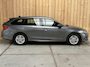 Skoda Octavia Combi 1.0 e-TSI Ambition Automaat | Apple CarPlay/Android Auto | Cruise & climate control | LED koplampen | Navigatiesysteem | Parkeersensoren achter | Trekhaak