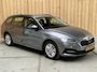 Skoda Octavia Combi 1.0 e-TSI Ambition Automaat | Apple CarPlay/Android Auto | Cruise & climate control | LED koplampen | Navigatiesysteem | Parkeersensoren achter | Trekhaak