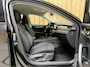 Skoda Octavia Combi 1.0 TSI Ambition Apple CarPlay/Android Auto | Cruise & climate control | LED verlichting | Keyless start | Navigatiesysteem | Parkeersensoren achter | Trekhaak