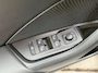 Skoda Octavia Combi 1.0 TSI Ambition Apple CarPlay/Android Auto | Cruise & climate control | LED verlichting | Keyless start | Navigatiesysteem | Parkeersensoren achter | Trekhaak