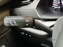Skoda Octavia Combi 1.0 TSI Ambition Apple CarPlay/Android Auto | Cruise & climate control | LED verlichting | Keyless start | Navigatiesysteem | Parkeersensoren achter | Trekhaak