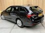 Skoda Octavia Combi 1.0 TSI Ambition Apple CarPlay/Android Auto | Cruise & climate control | LED verlichting | Keyless start | Navigatiesysteem | Parkeersensoren achter | Trekhaak
