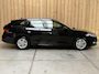 Skoda Octavia Combi 1.0 TSI Ambition Apple CarPlay/Android Auto | Cruise & climate control | LED verlichting | Keyless start | Navigatiesysteem | Parkeersensoren achter | Trekhaak