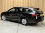 Skoda Octavia Combi 1.0 TSI Ambition Apple CarPlay/Android Auto | Cruise & climate control | LED verlichting | Keyless start | Navigatiesysteem | Parkeersensoren achter | Trekhaak