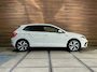 Volkswagen Polo 1.0 TSI R-Line | Carplay | Matrix LED | Camera | Climatronic | Stoelverwarming | 17” Lichtmetaal