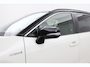 Toyota RAV4 2.5 Hybrid AWD Bi-Tone | Trekhaak | Leder | Dodehoek detectie | Navigatie | Stoelverwarming | 360 camera | JBL | Apple Carplay / Android Auto | Digitale binnenspiegel | 19 inch