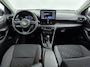 Toyota Yaris 1.5 Hybrid 115 Dynamic | Dodehoek detectie | Parkeersensoren voor/achter | Stoel-/stuurverwarming | Apple Carplay / Android Auto | Keyless | Adaptive Cruise | Clima | Camera | 16 inch