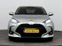 Toyota Yaris 1.5 Hybrid 115 Dynamic | Dodehoek detectie | Parkeersensoren voor/achter | Stoel-/stuurverwarming | Apple Carplay / Android Auto | Keyless | Adaptive Cruise | Clima | Camera | 16 inch