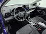 Toyota Yaris 1.5 Hybrid 115 Dynamic | Dodehoek detectie | Parkeersensoren voor/achter | Stoel-/stuurverwarming | Apple Carplay / Android Auto | Keyless | Adaptive Cruise | Clima | Camera | 16 inch