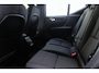 Volvo XC40 Recharge Plus | Warmtepomp | Stuurwiel verwarming | Apple carplay/ Android auto | Voorstoelen verwarmd | 19" lichtmetalen velgen | Electronic climate control |