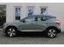 Volvo XC40 Recharge Plus | Warmtepomp | Stuurwiel verwarming | Apple carplay/ Android auto | Voorstoelen verwarmd | 19" lichtmetalen velgen | Electronic climate control |