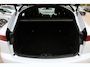 Jaguar E-Pace 2.0 P250 AWD SE / Panoramadak / Camera / Head-up / Leder / 19'' / Meridian / Memory seats / Navigatie / Dodehoek / Stoelverwarming / ACC