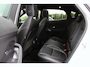 Jaguar E-Pace 2.0 P250 AWD SE / Panoramadak / Camera / Head-up / Leder / 19'' / Meridian / Memory seats / Navigatie / Dodehoek / Stoelverwarming / ACC