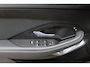 Jaguar E-Pace 2.0 P250 AWD SE / Panoramadak / Camera / Head-up / Leder / 19'' / Meridian / Memory seats / Navigatie / Dodehoek / Stoelverwarming / ACC