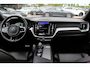 Volvo XC60 2.0 T8 Twin Engine AWD R-Design / Trekhaak / Panoramadak / Leder / CarPlay / 21'' / Parkeerhulp V+A / Stoelverwarming / DAB / Cruise Control