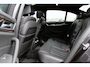 BMW 5-Serie 540i High Exe. M Sport / Trekhaak / Schuifdak / Camera / Leder / Keyless / 20'' / Stoelventilatie+Verwarming / Stuurverwarming / Dodehoek / DAB / ACC