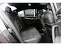 BMW 5-Serie 540i High Exe. M Sport / Trekhaak / Schuifdak / Camera / Leder / Keyless / 20'' / Stoelventilatie+Verwarming / Stuurverwarming / Dodehoek / DAB / ACC
