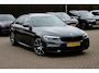 BMW 5-Serie 540i High Exe. M Sport / Trekhaak / Schuifdak / Camera / Leder / Keyless / 20'' / Stoelventilatie+Verwarming / Stuurverwarming / Dodehoek / DAB / ACC