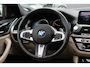 BMW X4 M40i High Exe. M Sport 73.952 km NL Auto. / Trekhaak / Panoramadak / Camera / Head-up / Luxe Leder / 21'' / Harman Kardon / Navigatie / Stuur+Stoelverwarming / DAB / Dodehoek / Cruise Control