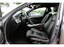 BMW 5-Serie Touring 520i Executive M Sport / NL Auto! / 2de Eign. / Trekhaak / Camera / Leder / Navigatie / 18'' / Sportstoelen / Cruise Control / Xenon