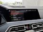 BMW X6 M50d 400 PK xDrive High Executive M Sport Trekhaak Laser licht Panoramadak Sky Lounge Achterasbesturing Stoelventilatie en Massage