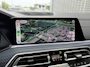 BMW X6 M50d 400 PK xDrive High Executive M Sport Trekhaak Laser licht Panoramadak Sky Lounge Achterasbesturing Stoelventilatie en Massage
