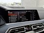 BMW X6 M50d 400 PK xDrive High Executive M Sport Trekhaak Laser licht Panoramadak Sky Lounge Achterasbesturing Stoelventilatie en Massage