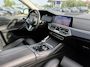 BMW X6 M50d 400 PK xDrive High Executive M Sport Trekhaak Laser licht Panoramadak Sky Lounge Achterasbesturing Stoelventilatie en Massage