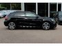 Mercedes-Benz GLA 180 Business Solution AMG Night Upgrade / Camera / Apple CarPlay / 19'' / Half leder / Navigatie / Getint glas / Stoelverwarming / Cruise Control