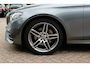 Mercedes-Benz E-klasse 200 Ambition AMG / Dealer Onderhouden / Camera / Navigatie / Dodehoek / 19'' / Leder&Alcantara / Cruise Control