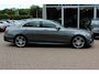 Mercedes-Benz E-klasse 200 Ambition AMG / Dealer Onderhouden / Camera / Navigatie / Dodehoek / 19'' / Leder&Alcantara / Cruise Control