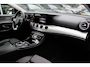 Mercedes-Benz E-klasse 200 Ambition AMG / Dealer Onderhouden / Camera / Navigatie / Dodehoek / 19'' / Leder&Alcantara / Cruise Control