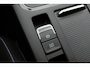 Volkswagen Passat 1.4 TSI GTE Connected Series / Trekhaak / CarPlay / Navigatie / Parkeerhlp V+A / 17'' / DAB / Cruise Control